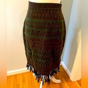 Benjamin A. Fringe fall plaid skirt, size 6